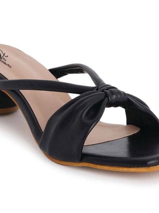 Light Weight Kitten Block Heel Sandals Women's - Premium  from Roposo Clout - Just $900! Shop now at Mystical9